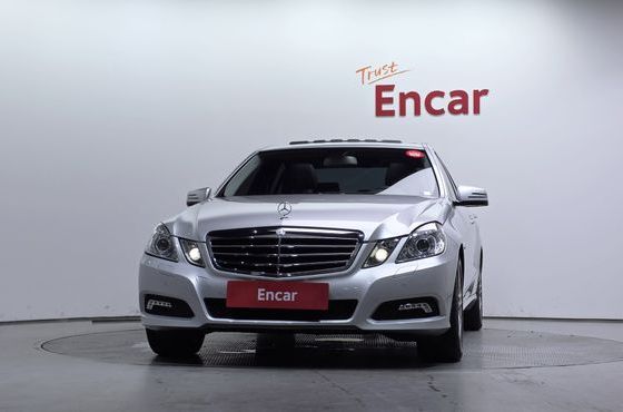 Mercedes-Benz E-Class E200 CGI Avantgarde — пробег 11 534 км — фото 3 из 5