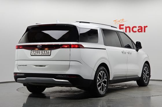 Kia Carnival Diesel 11-Seater Prestige — пробег 119 154 км — фото 2 из 5