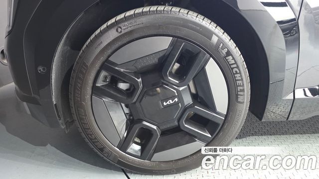 Kia EV9 из Кореи Encar