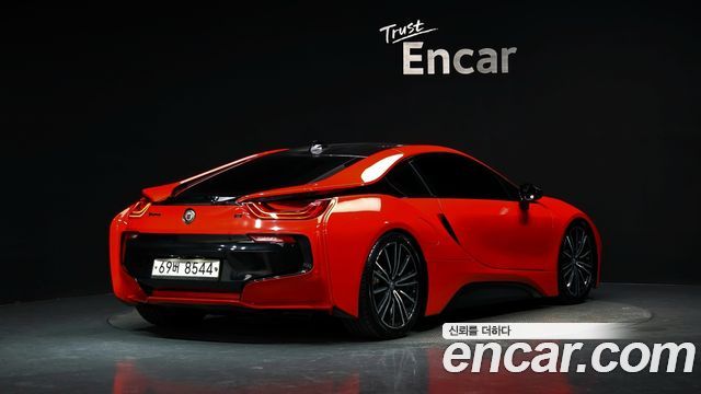 BMW i8 Coupe — пробег 103 961 км — фото 2 из 5