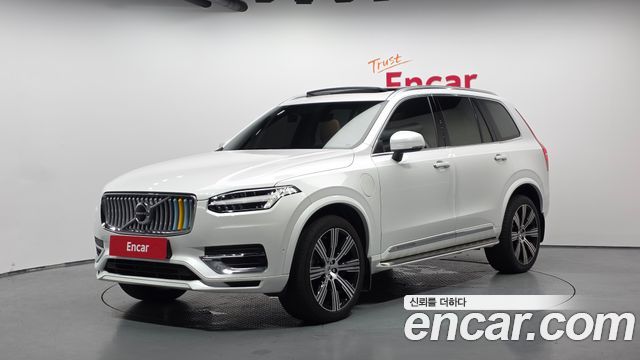 Volvo XC90 T8 Ultimate Bright Hybrid — пробег 67 607 км — фото 1 из 5