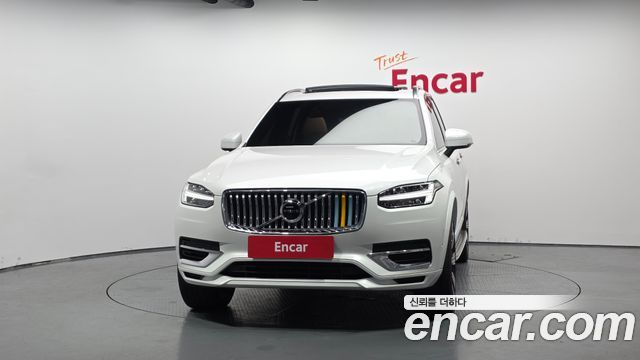 Volvo XC90 T8 Ultimate Bright Hybrid — пробег 67 607 км — фото 3 из 5