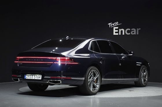 Genesis G90 Gasoline 3.5 Turbo e-S/C AWD — пробег 18 189 км — фото 2 из 5