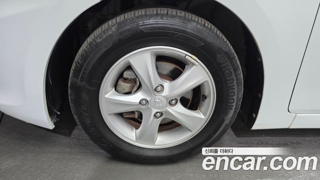 Hyundai Accent Diesel WIT 1.6 VGT Premier — пробег 111 530 км — фото 5 из 5