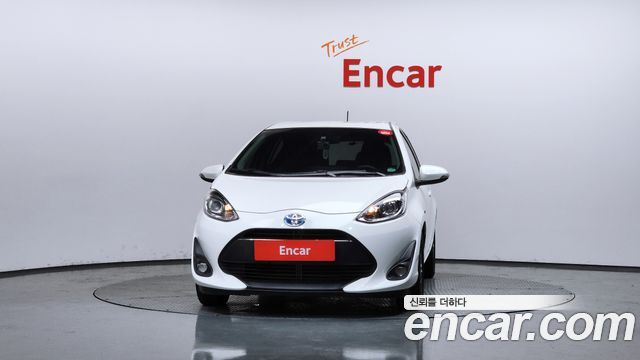 Toyota Prius из Кореи Encar