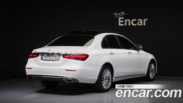 Mercedes-Benz E-Class из Кореи Encar