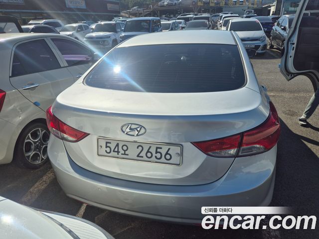 Hyundai AVANTE M16 GDI Deluxe — пробег 66 086 км — фото 4 из 5