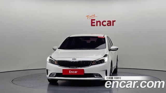 Kia K3 из Кореи Encar