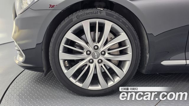 Hyundai Genesis из Кореи Encar