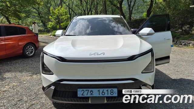 Kia EV5 Long Range 2WD Earth — пробег 3 800 км — фото 1 из 5