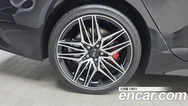 Kia Stinger из Кореи Encar