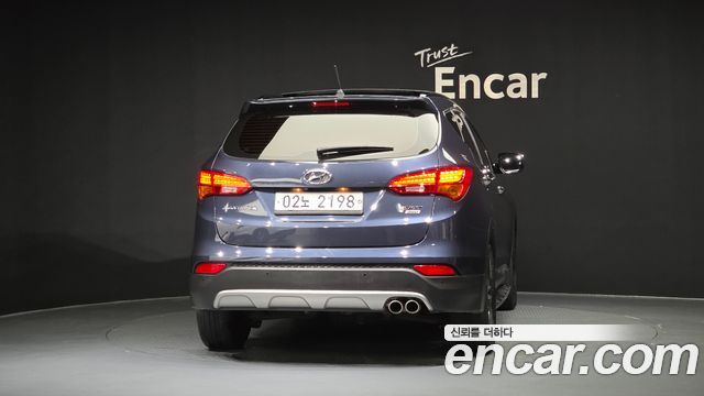 Hyundai Santafe Diesel(e-VGT) 2.0 4WD Exclusive — пробег 117 416 км — фото 4 из 5