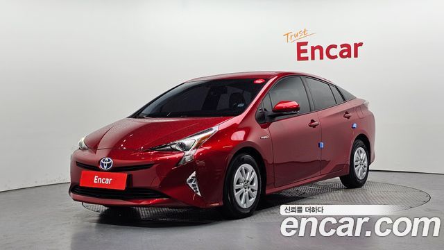 Toyota Prius из Кореи Encar