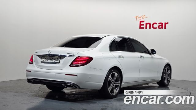 Mercedes-Benz E-Class из Кореи Encar