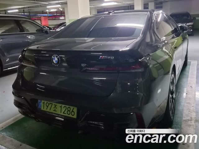 BMW i7 M70 xDrive M Performance — пробег 26 621 км — фото 2 из 5