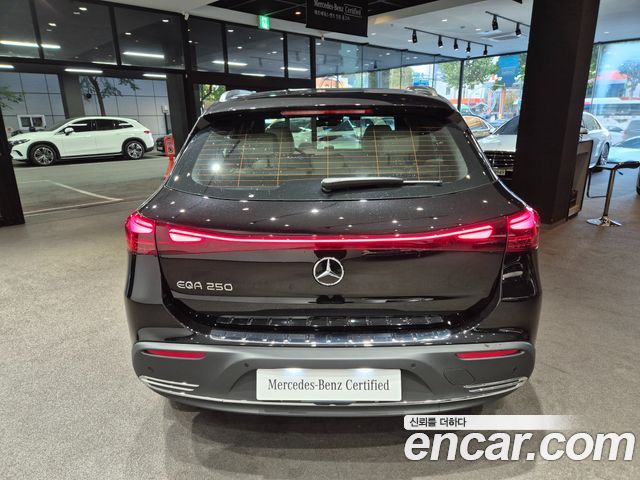 Mercedes-Benz EQA из Кореи Encar