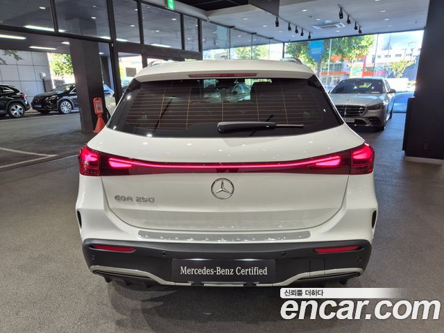 Mercedes-Benz EQA из Кореи Encar
