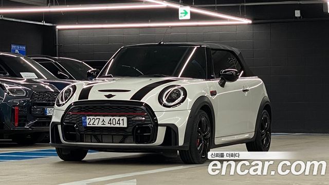 Mini Cooper Convertible JCW 3rd — пробег 15 641 км — фото 1 из 5
