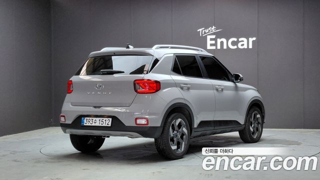 Hyundai Venue из Кореи Encar