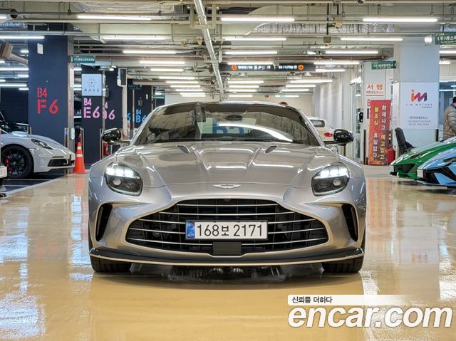 Astonmartin Vantage 4.0 V8 Coupe — пробег 1 100 км — фото 3 из 5