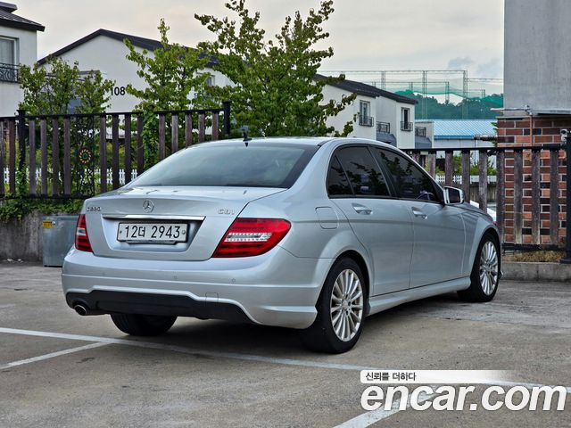Mercedes-Benz C-Class из Кореи Encar