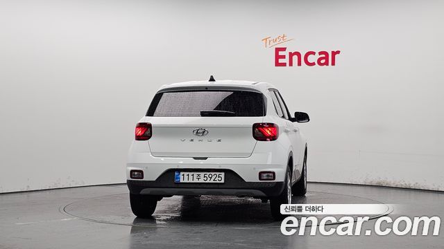 Hyundai Venue из Кореи Encar