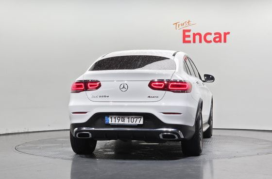 Mercedes-Benz GLC-Class GLC220 d 4MATIC Coupe — пробег 95 576 км — фото 4 из 5