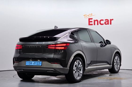 Genesis GV60 Standard AWD — пробег 37 594 км — фото 2 из 5