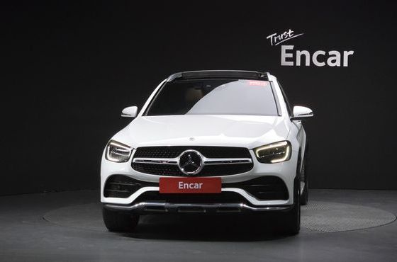 Mercedes-Benz GLC-Class GLC300 4MATIC — пробег 68 208 км — фото 3 из 5