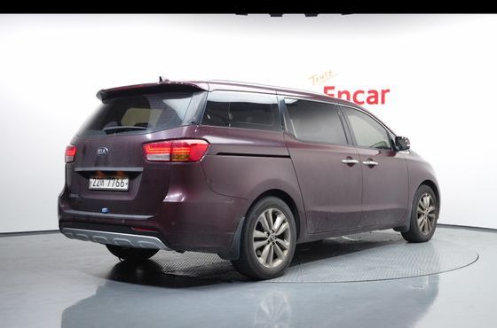 Kia Carnival 9-seater Noblesse — пробег 340 791 км — фото 2 из 5
