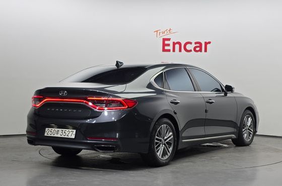 Hyundai Grandeur 3.0 LPi Dsabled Person Exclusive Special — пробег 145 960 км — фото 2 из 5