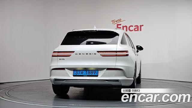 Genesis GV70 из Кореи Encar
