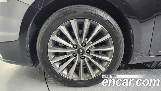 Kia K7 из Кореи Encar