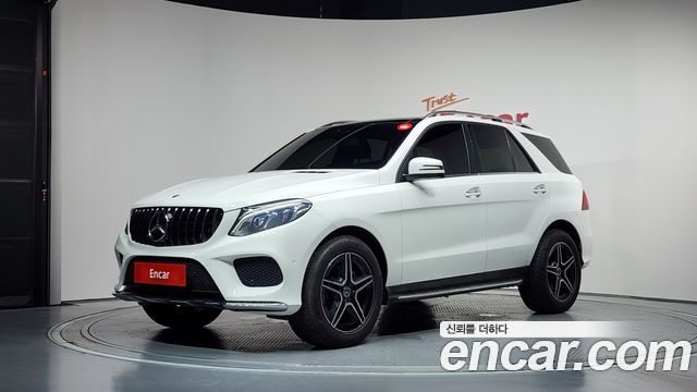 Mercedes-Benz GLE-Class GLE350 d 4MATIC — пробег 92 687 км — фото 1 из 5