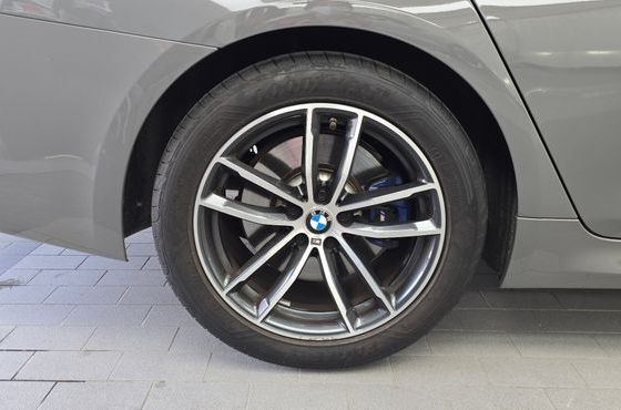 BMW 5-Series 520i M Sport — пробег 33 386 км — фото 5 из 5