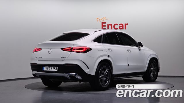 Mercedes-Benz GLE-Class GLE350e 4MATIC Coupe — пробег 74 428 км — фото 2 из 5