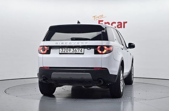 Land Rover Discovery Sport 2.0 TD4 SE (150PS) — пробег 233 011 км — фото 4 из 5