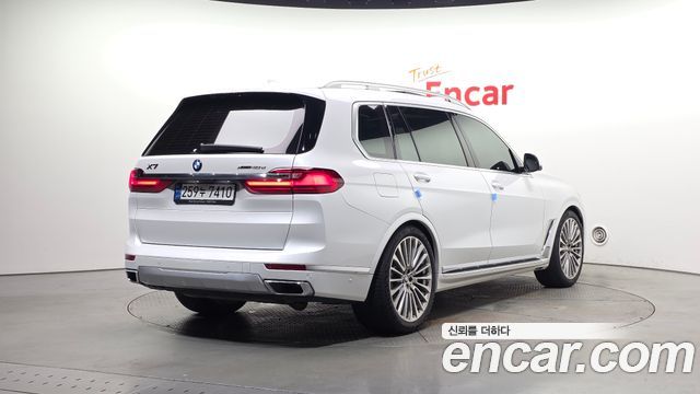 BMW X7 xDrive 40d Design Pure Excellence 7-Seater — пробег 51 078 км — фото 2 из 5