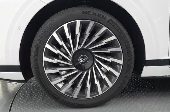 Hyundai Grandeur Calligraphy — пробег 5 800 км — фото 5 из 5