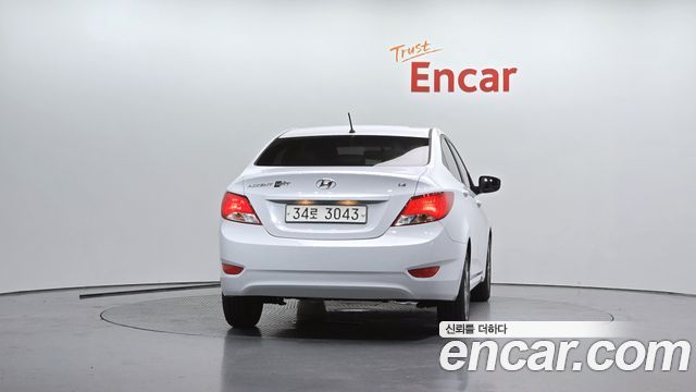 Hyundai Accent из Кореи Encar