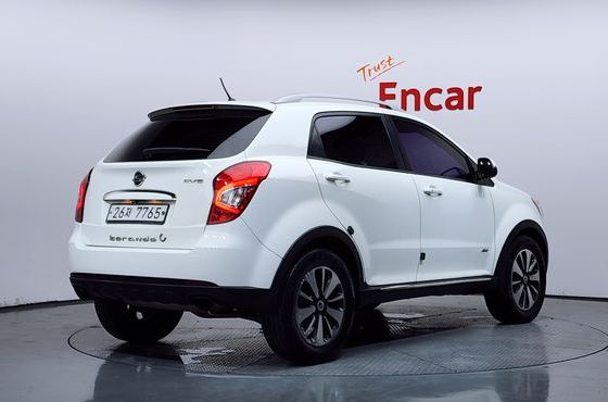 Ssangyong KORANDO 2.0 CVX 4WD High-Deluxe — пробег 186 222 км — фото 2 из 5