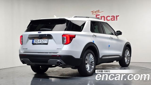 Ford Explorer 2.3 LimIted 4WD — пробег 13 926 км — фото 2 из 5