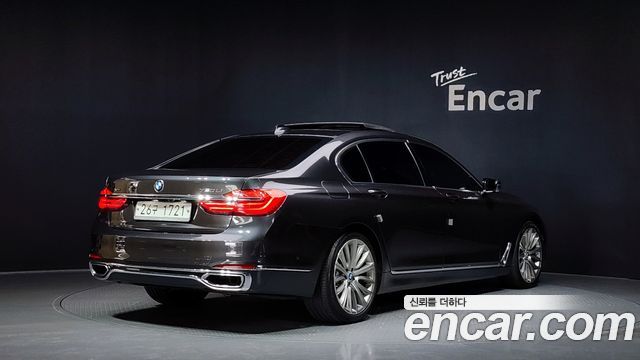BMW 7-Series 750Li xDrive — пробег 107 040 км — фото 2 из 5