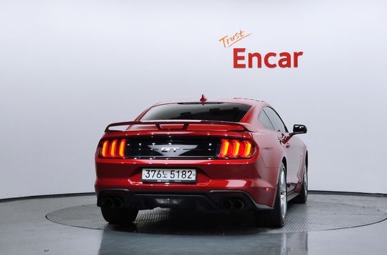 Ford Mustang GT Coupe — пробег 35 985 км — фото 4 из 5