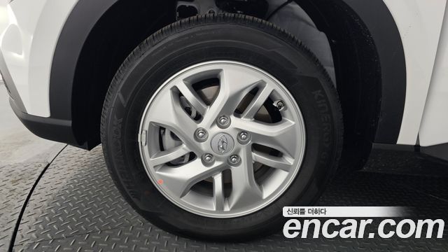 Hyundai Venue из Кореи Encar