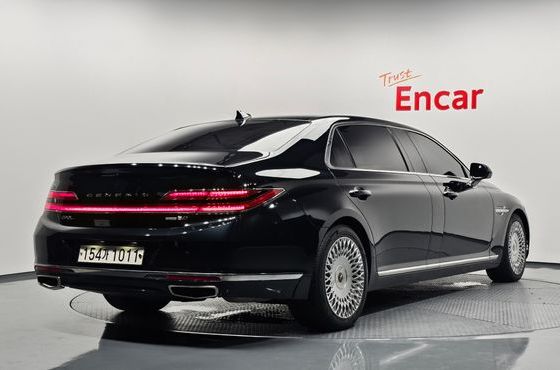 Genesis G90 5.0 AWD Limousine Prestige — пробег 207 055 км — фото 2 из 5