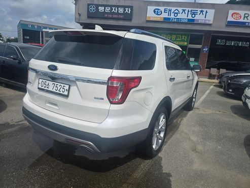 Ford Explorer 2.3 Limited 4WD 5th — пробег 102 021 км — фото 2 из 5