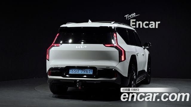 Kia EV9 из Кореи Encar