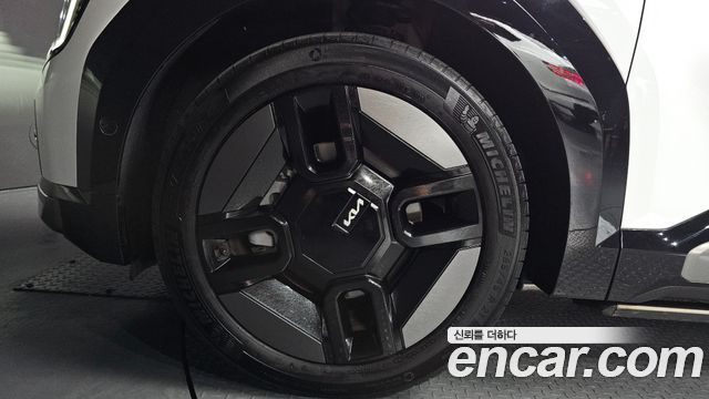 Kia EV9 из Кореи Encar