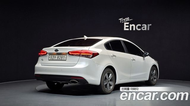 Kia K3 из Кореи Encar